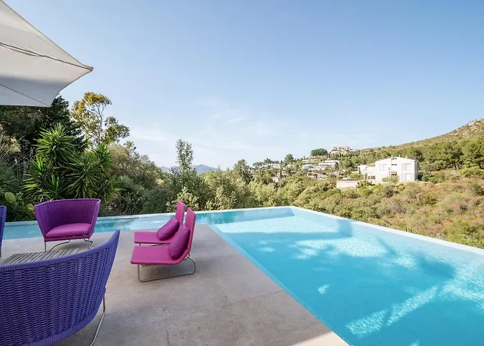 Nature Villa